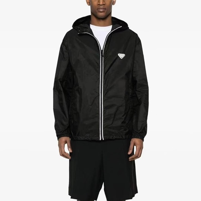 プラダメンズブラックジャケットc359