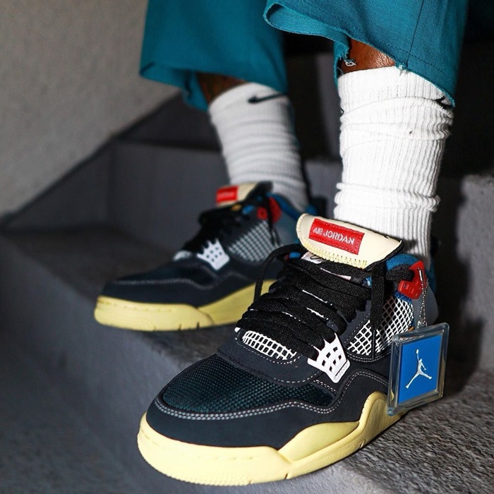 ナイキユニセックスブラックハイトップスニーカー4s543