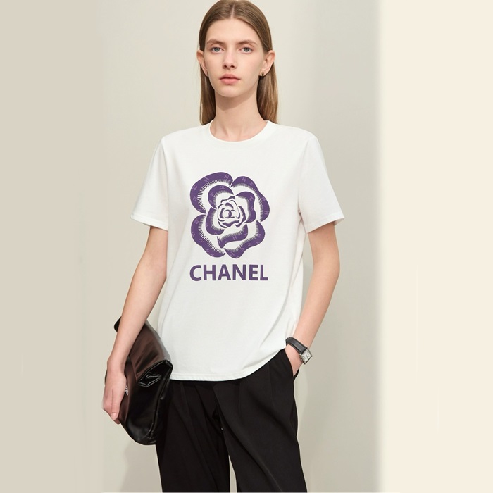 シャネルレディースホワイト半袖Tシャツc429