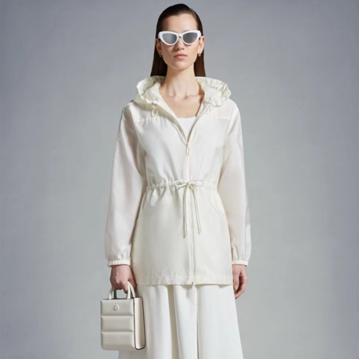 モンクレールレディースホワイトフィリラジャケットc480