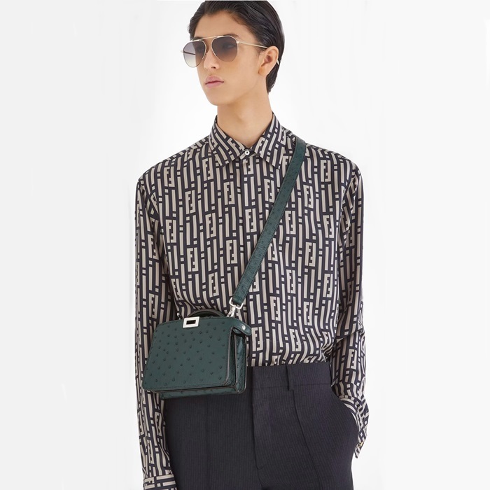 ェンディメンズブラックシャツc558