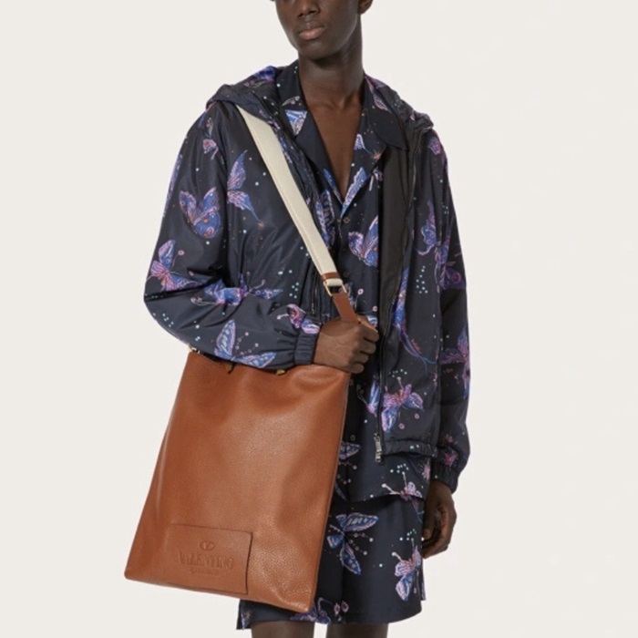 ルイヴィトンメンズブラックシャツc567