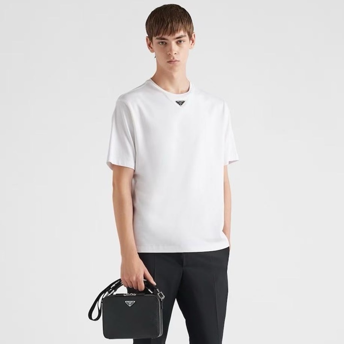 プラダメンズクルーネック半袖Tシャツc322