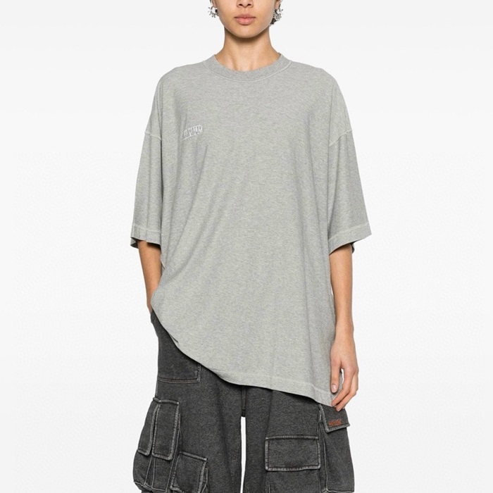 ヴェトモンユニセックスグレー半袖Tシャツc681