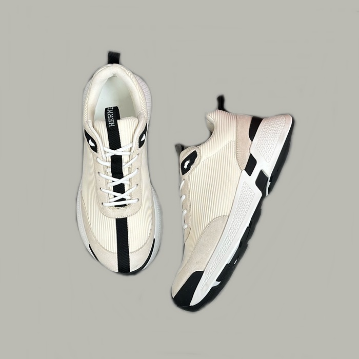 エルメスメンズアイボリースニーカーs687