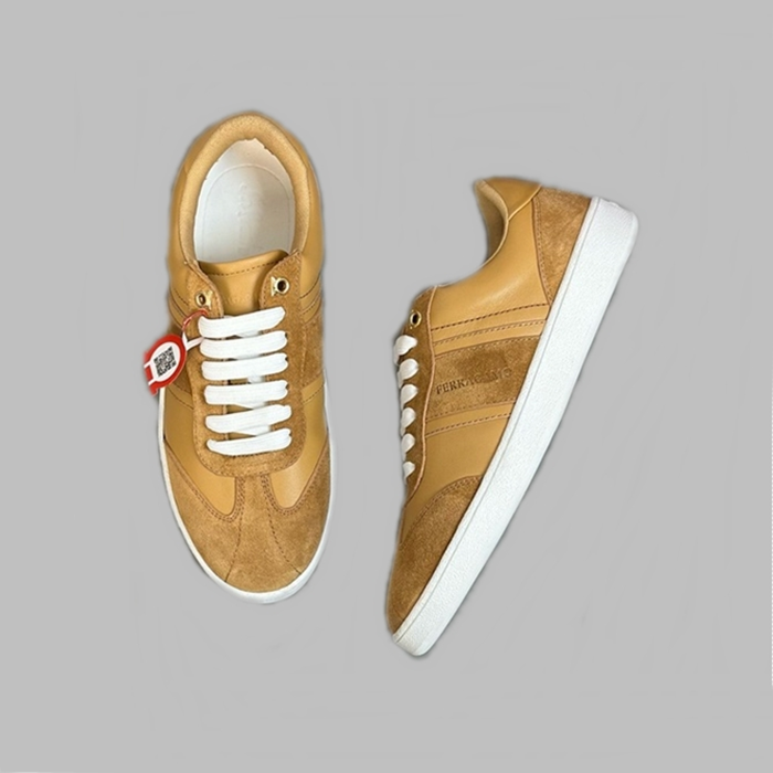 サルヴァトーレフェラガモメンズキャメルスニーカーs692