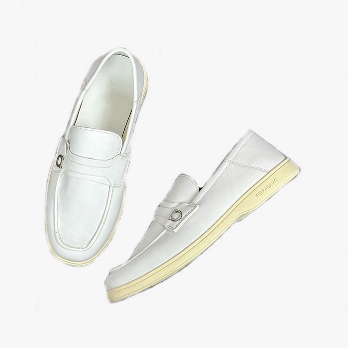 サルヴァトーレフェラガモメンズグレースニーカーs796