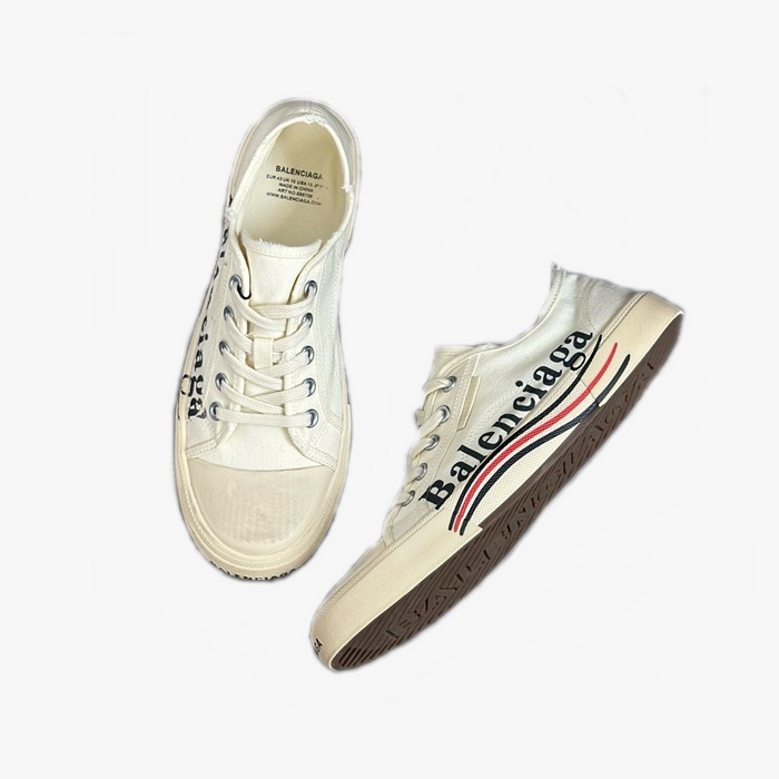 バレンシアガメンズホワイトスニーカーs831