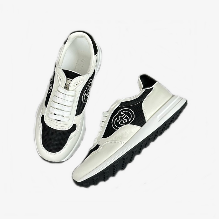 グッチメンズブラックスニーカーs851