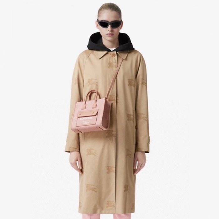 バーバリーレディースピンクトートバッグb2104