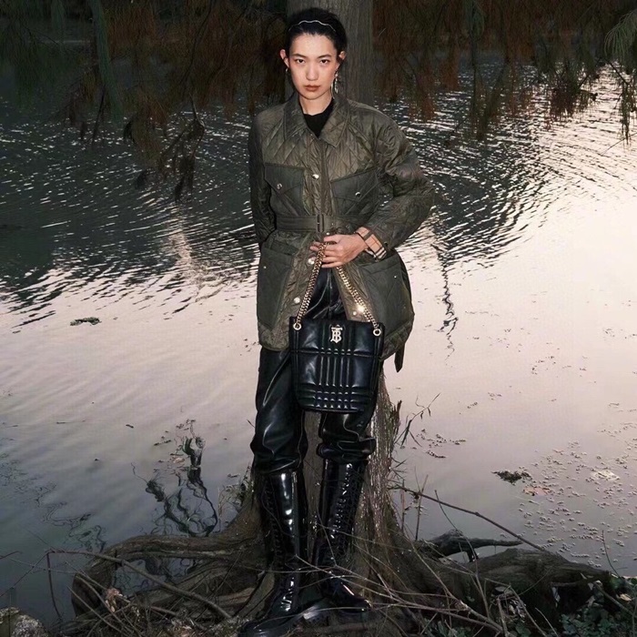 バーバリーレディースローラバッグb2118