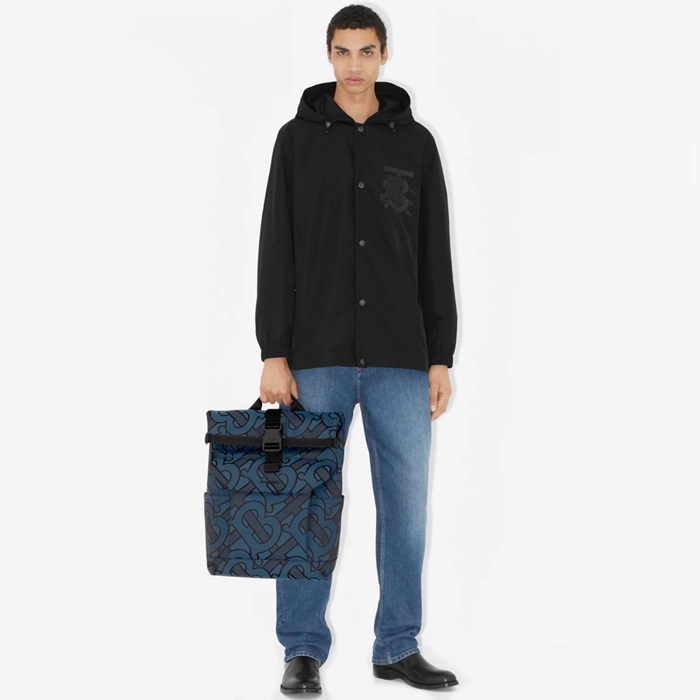 バーバリーメンズブルーバックパックb2121