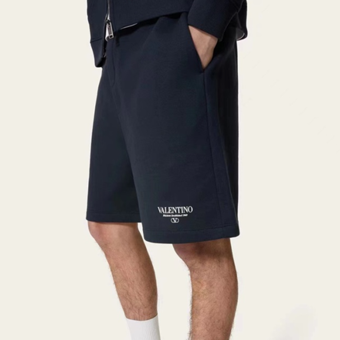 ヴァレンティノメンズブラックショートパンツc04