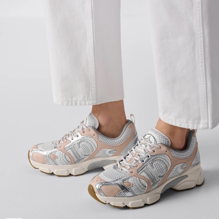 ディオールレディースピンクスニーカーs960