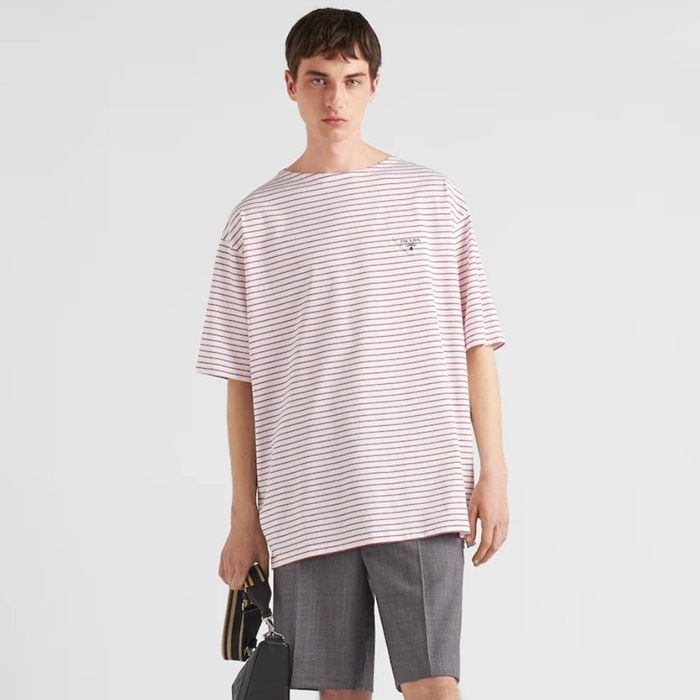 プラダメンズレッド半袖Tシャツc995