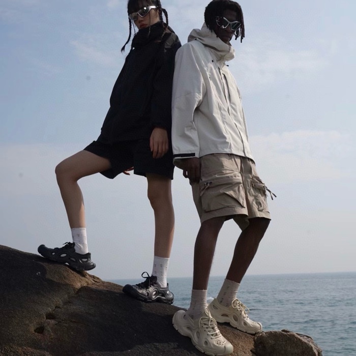 バレンシアガユニセックスブラックサンダルs1014