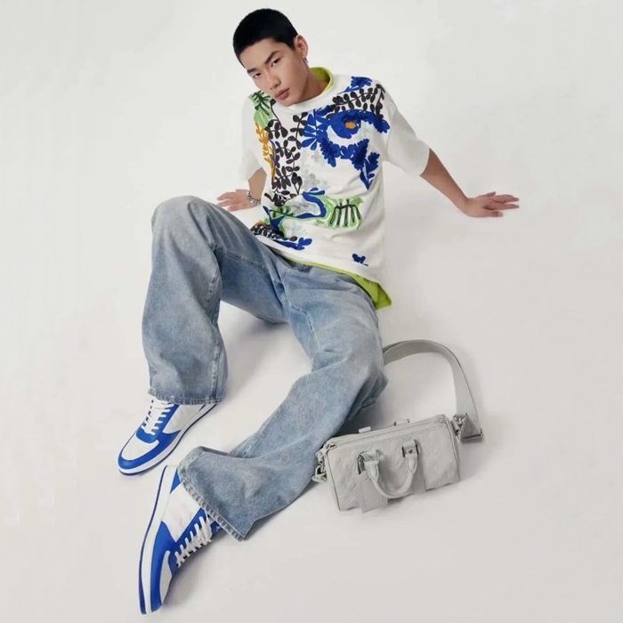 ルイヴィトンメンズホワイト半袖Tシャツc1115