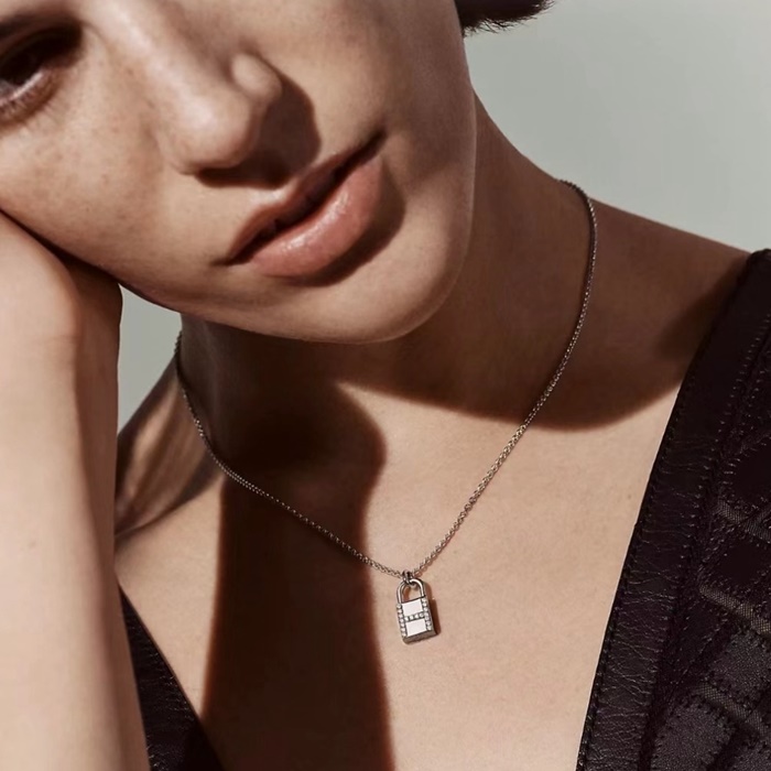 エルメスレディースゴールドネックレスc2112