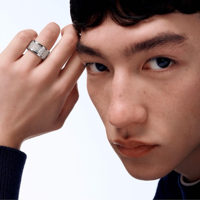 ルイヴィトンメンズホワイトゴールドリングc2118