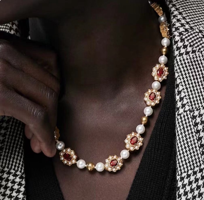 ルイヴィトンレディースダイナスティフラワーネックレスc2131