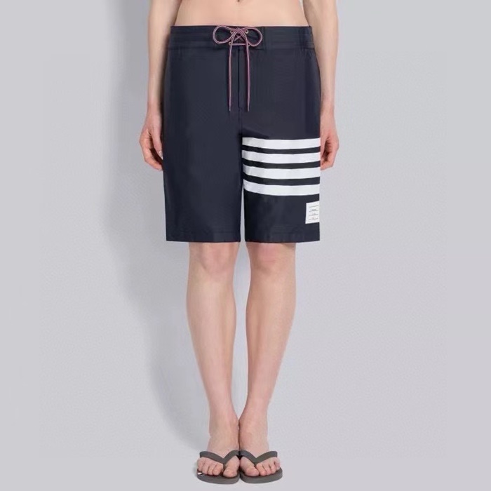 トムブラウンユニセックスカジュアルショートパンツc1136