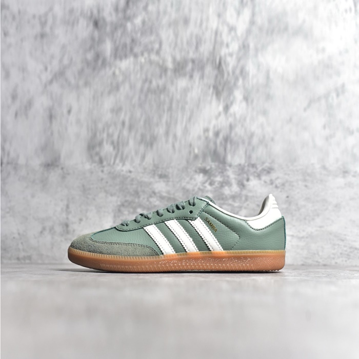 アディダスユニセックスサンバスニーカーs1039