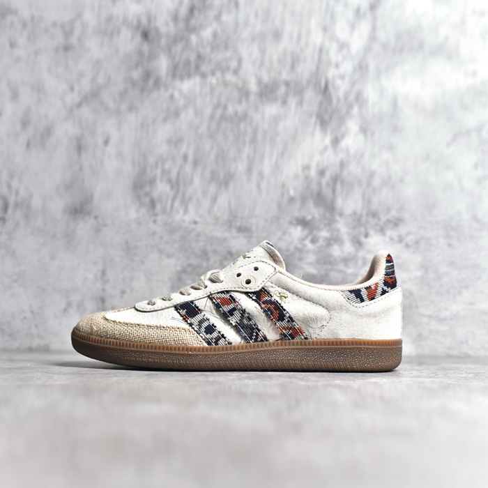 アディダスユニセックスサンバスニーカーs1049