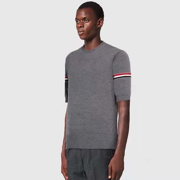 トムブラウンメンズラウンド半袖Tシャツc1337