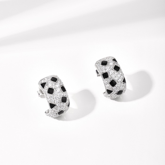 カルティエレディースシルバーピアスc2297