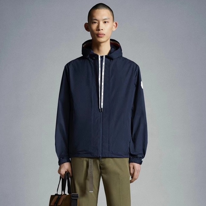 モンクレールメンズフードジャケットc1579