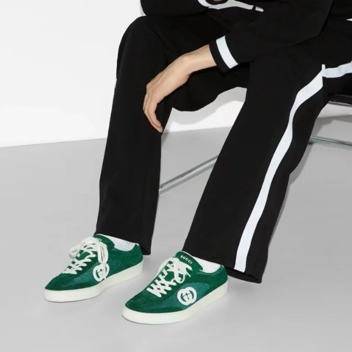 グッチユニセックススニーカーs1380