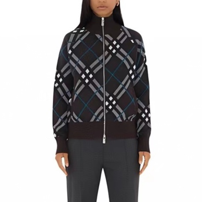 バーバリーレディースブラックジャケットc2090