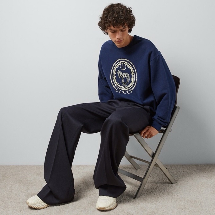 グッチメンズベーシックスウェットシャツc2304