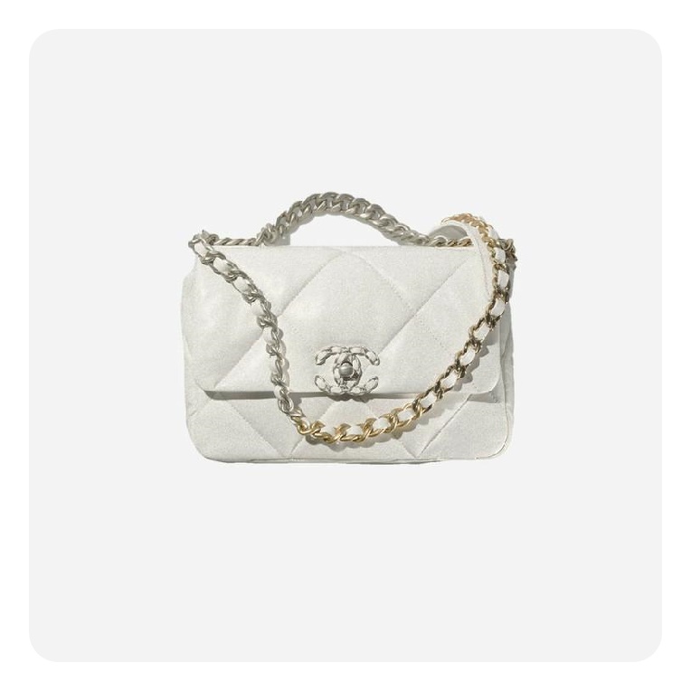 シャネル19フリップバッグラムスキンラージホワイトシルバーe19h2687
