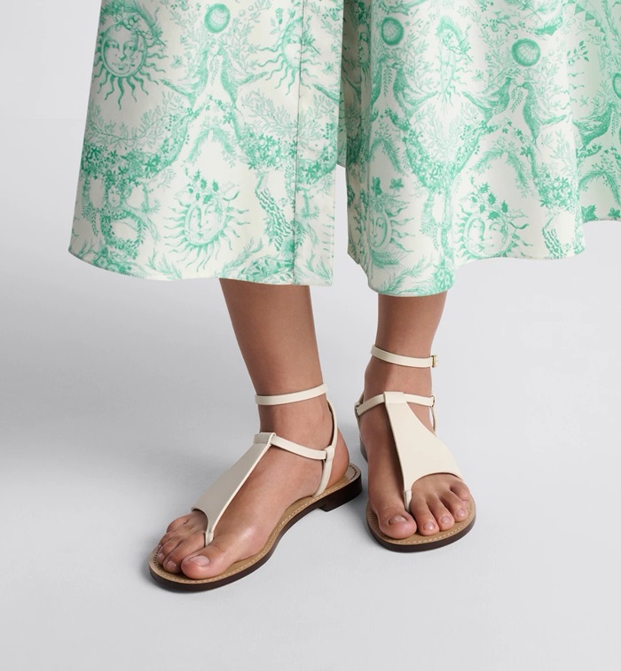 ディオールレディースホワイトサンダルs1533