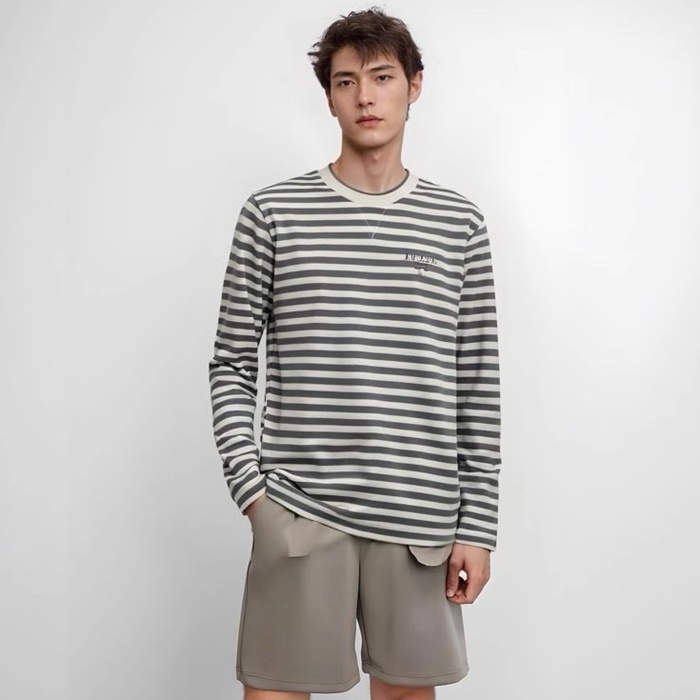 プラダメンズベーシック長袖Tシャツc2441