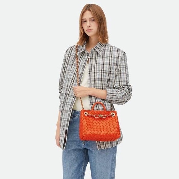 ボッテガヴェネタレディースチェーンアンディアーモb2634