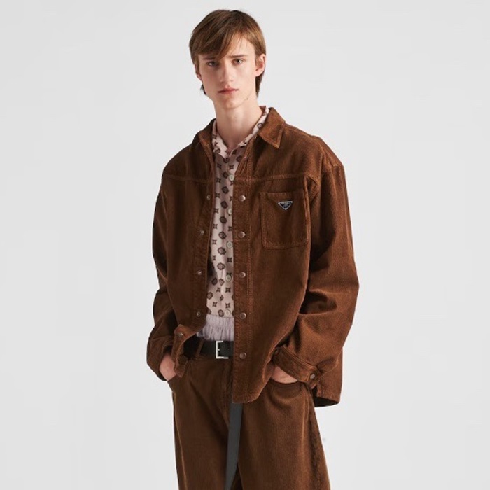 プラダメンズブラウンツーピース-c2713