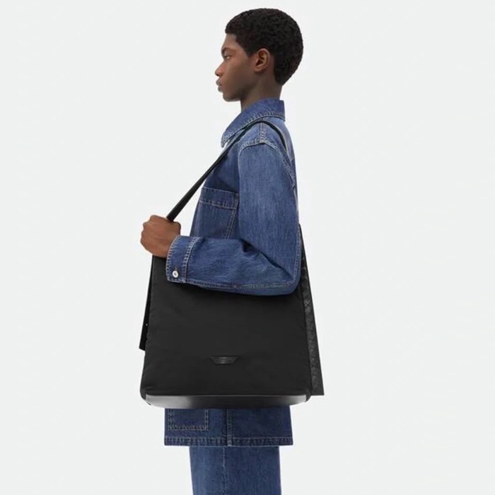 ボッテガヴェネタメンズラージクロスロードハボバッグb2653