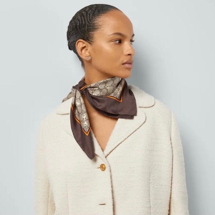 グッチレディースニットc2419