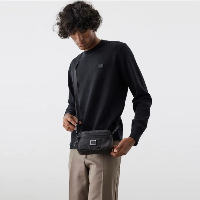 アクネストゥディオズユニセックスラウンドニットc3156