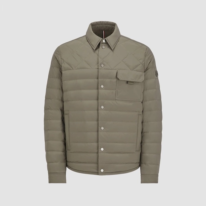 モンクレールメンズダウンジャケットc3592