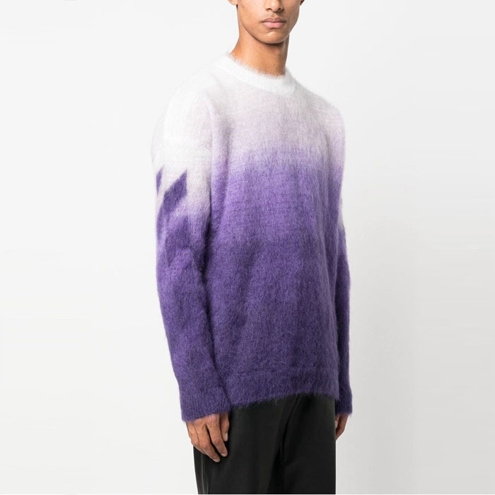 オフホワイトメンズラウンドニットc3691