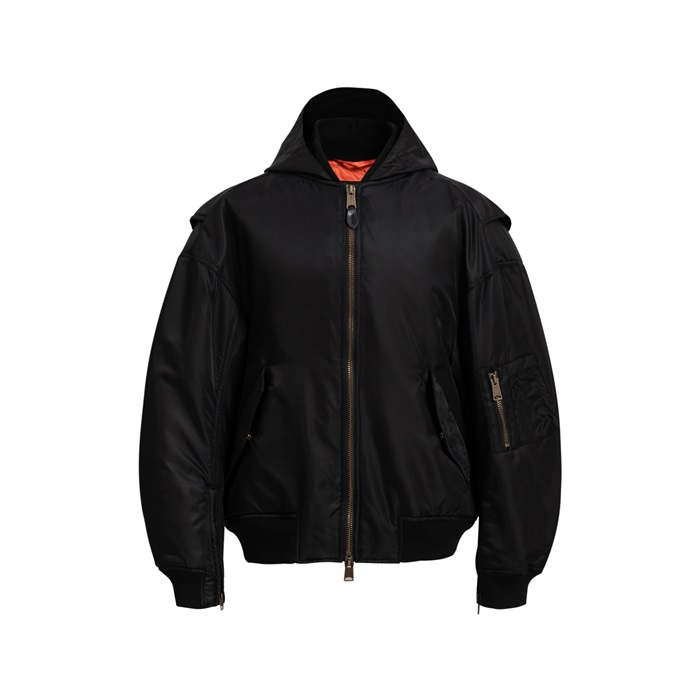 バレンシアガメンズダウンジャケットc3706