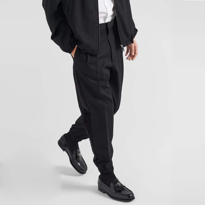 プラダメンズクラシックローファーs1627