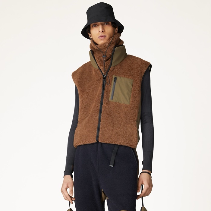 ロロピアーナメンズベーシックベストc4030