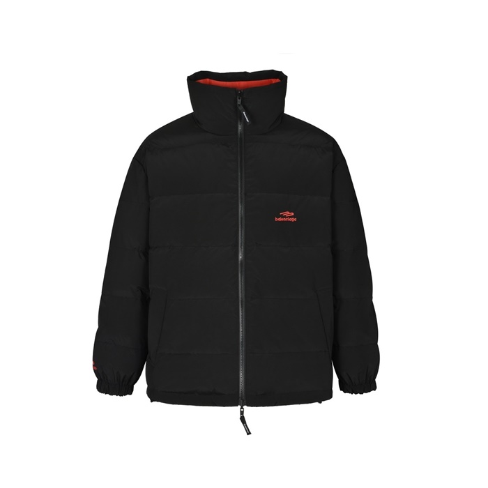 バレンシアガメンズ両面ダウンパディングc4215