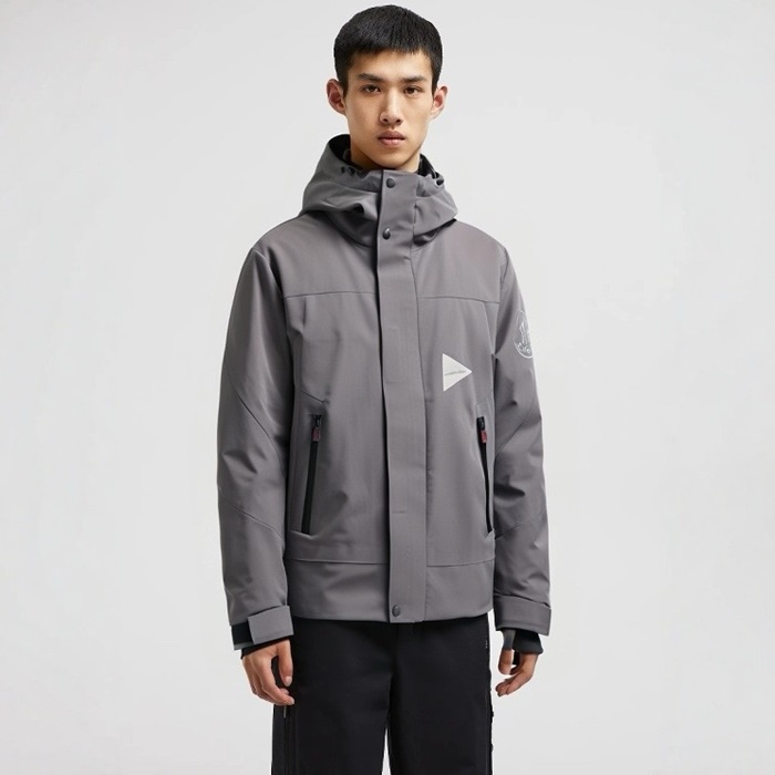 モンクレールメンズダウンジャケットc4257