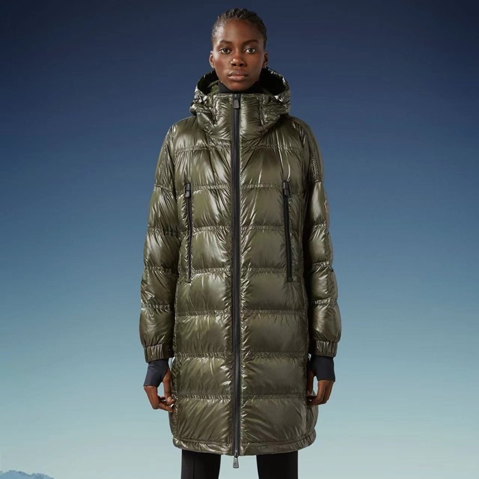 モンクレールレディースロングダウンパディングc4261