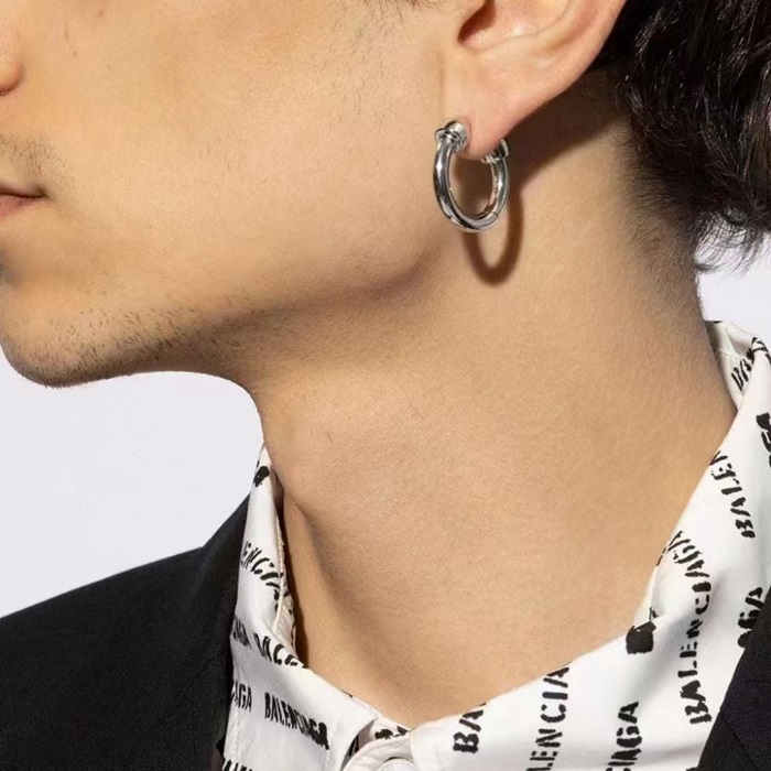 バレンシアガユニセックスゴールドピアスc2632